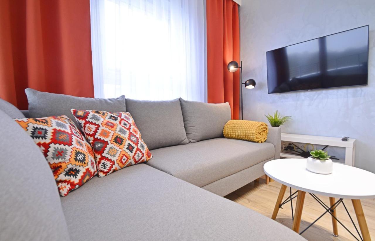 Sun Towers - Apartamenty Bryza - Apartamenty Z Parkingiem Свіноуйсьце Екстер'єр фото