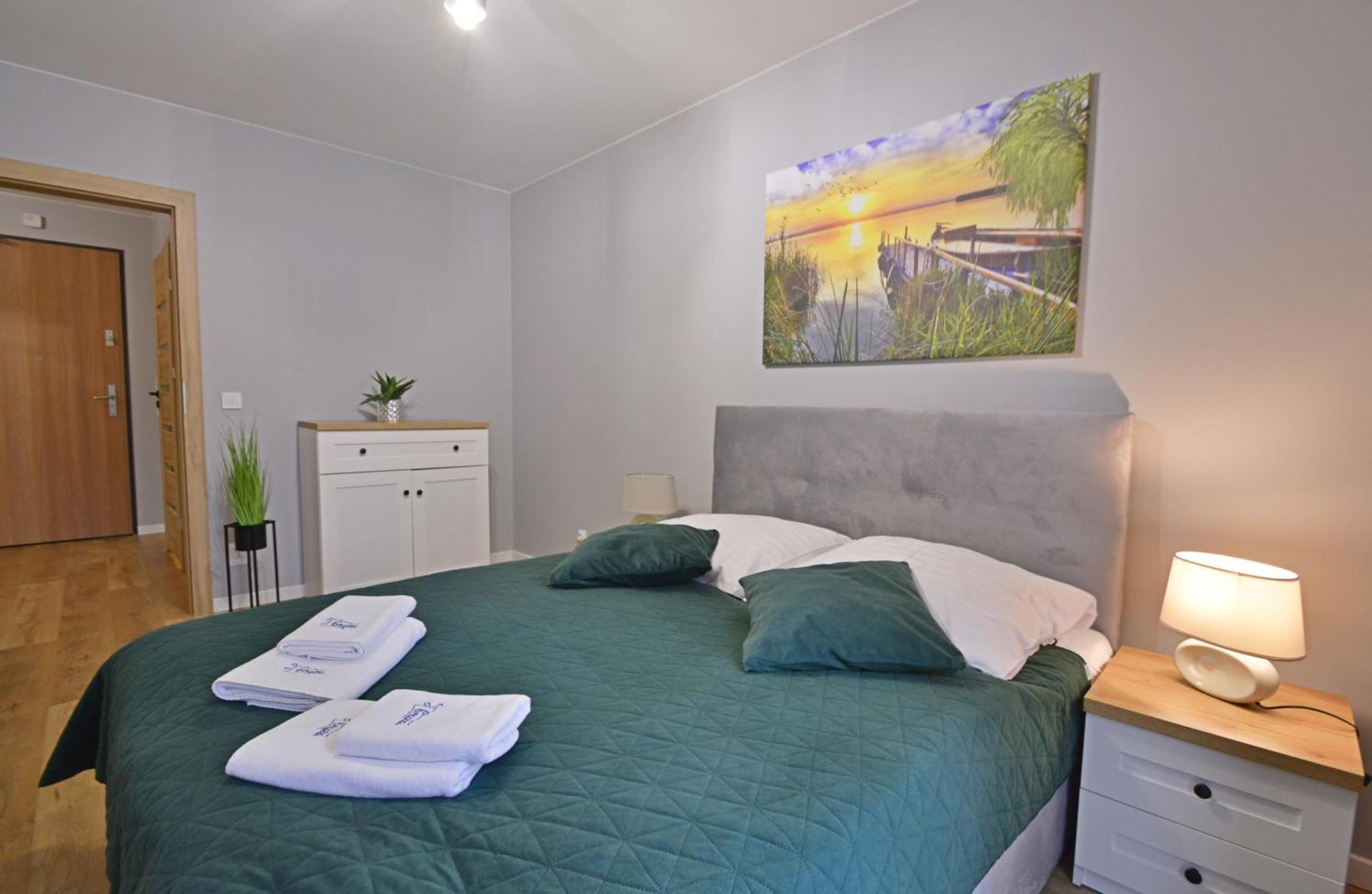Sun Towers - Apartamenty Bryza - Apartamenty Z Parkingiem Свіноуйсьце Екстер'єр фото