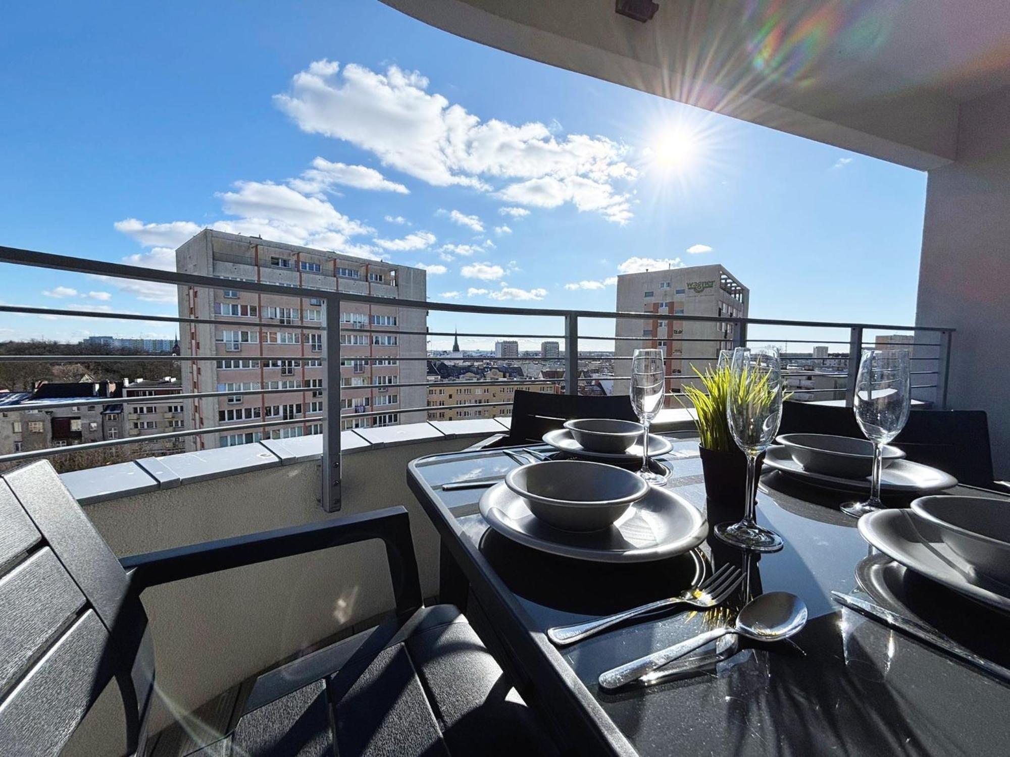Sun Towers - Apartamenty Bryza - Apartamenty Z Parkingiem Свіноуйсьце Екстер'єр фото