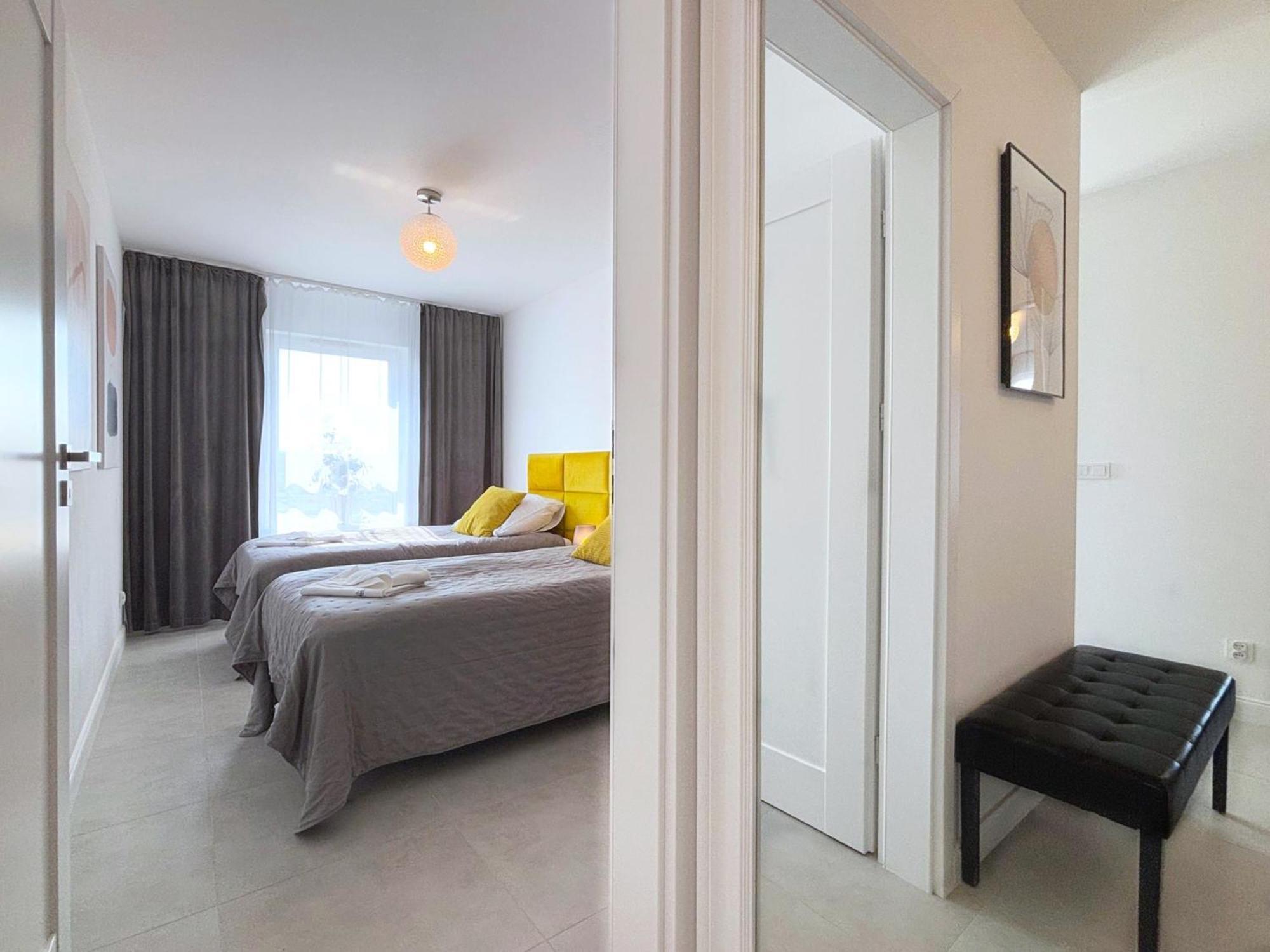 Sun Towers - Apartamenty Bryza - Apartamenty Z Parkingiem Свіноуйсьце Екстер'єр фото