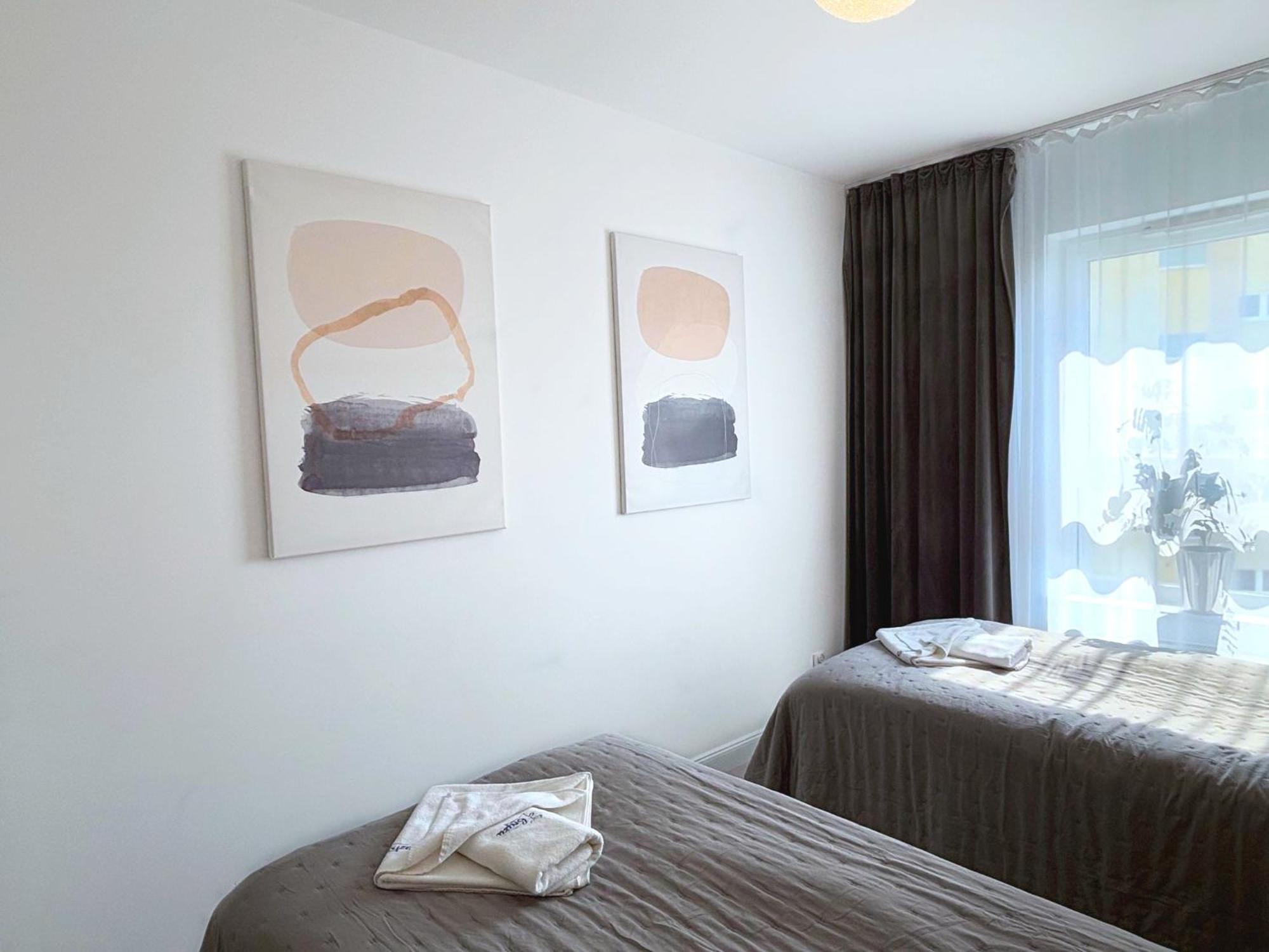 Sun Towers - Apartamenty Bryza - Apartamenty Z Parkingiem Свіноуйсьце Екстер'єр фото