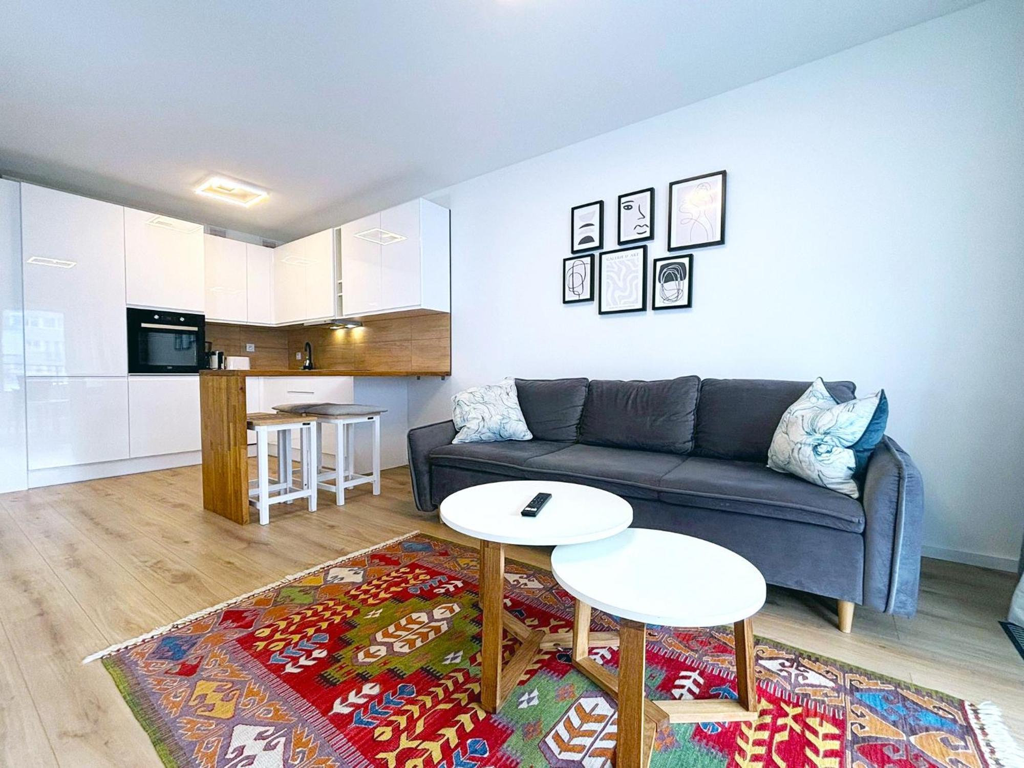 Sun Towers - Apartamenty Bryza - Apartamenty Z Parkingiem Свіноуйсьце Екстер'єр фото